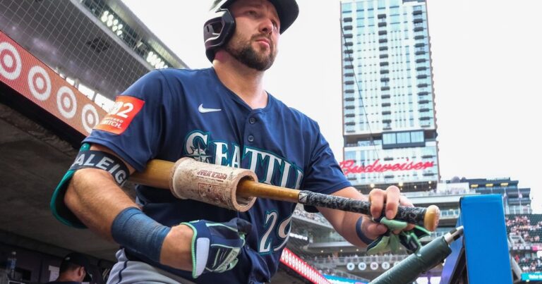 Mariners Catcher Cal Raleigh’s Rise to MLB Stardom: Insider Story