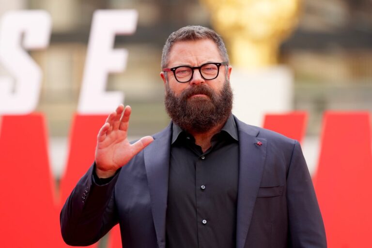 Parks and Recreation Star’s Must-See Reply to Ron Swanson Trump Support Claims