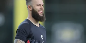 Astros Legend Dallas Keuchel Attempting MLB Comeback with AL Rival