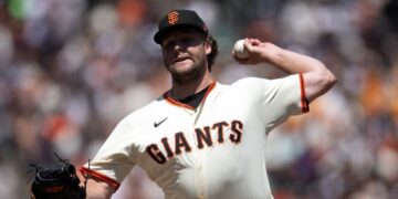 Giants Reliever’s Injury: How It Could Change Their Trade Deadline plans